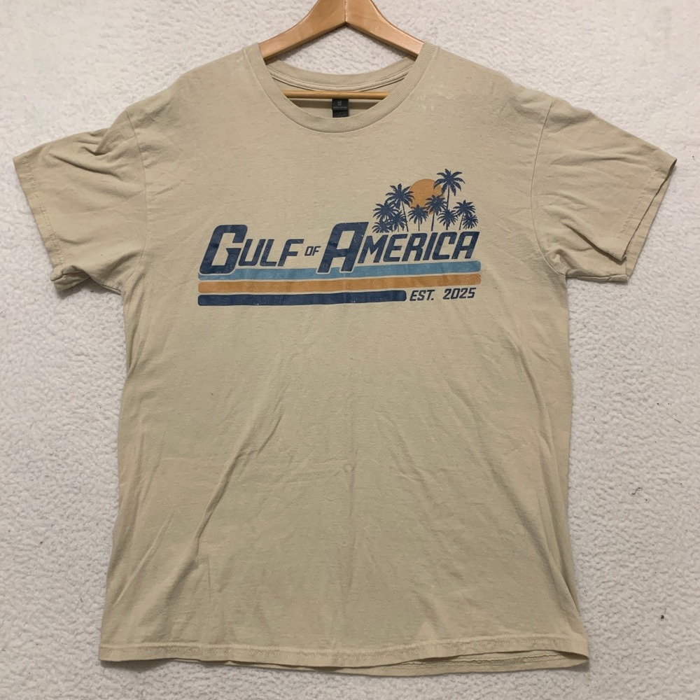 Gulf of America Graphic T-Shirt Mens Large Retro Beach Gildan Heavy Cotton Tan
